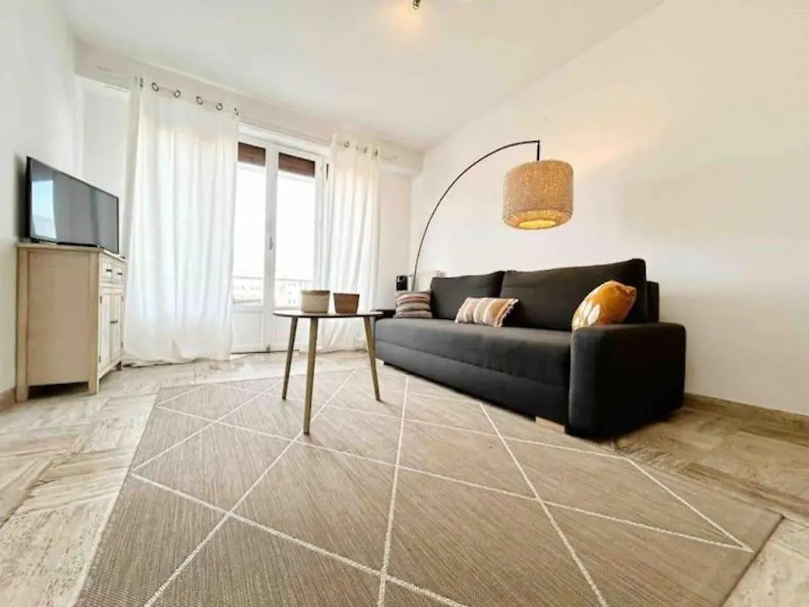 Apartment Le Saint Charles, Studio 2 Prs, 300M Plages Antibes